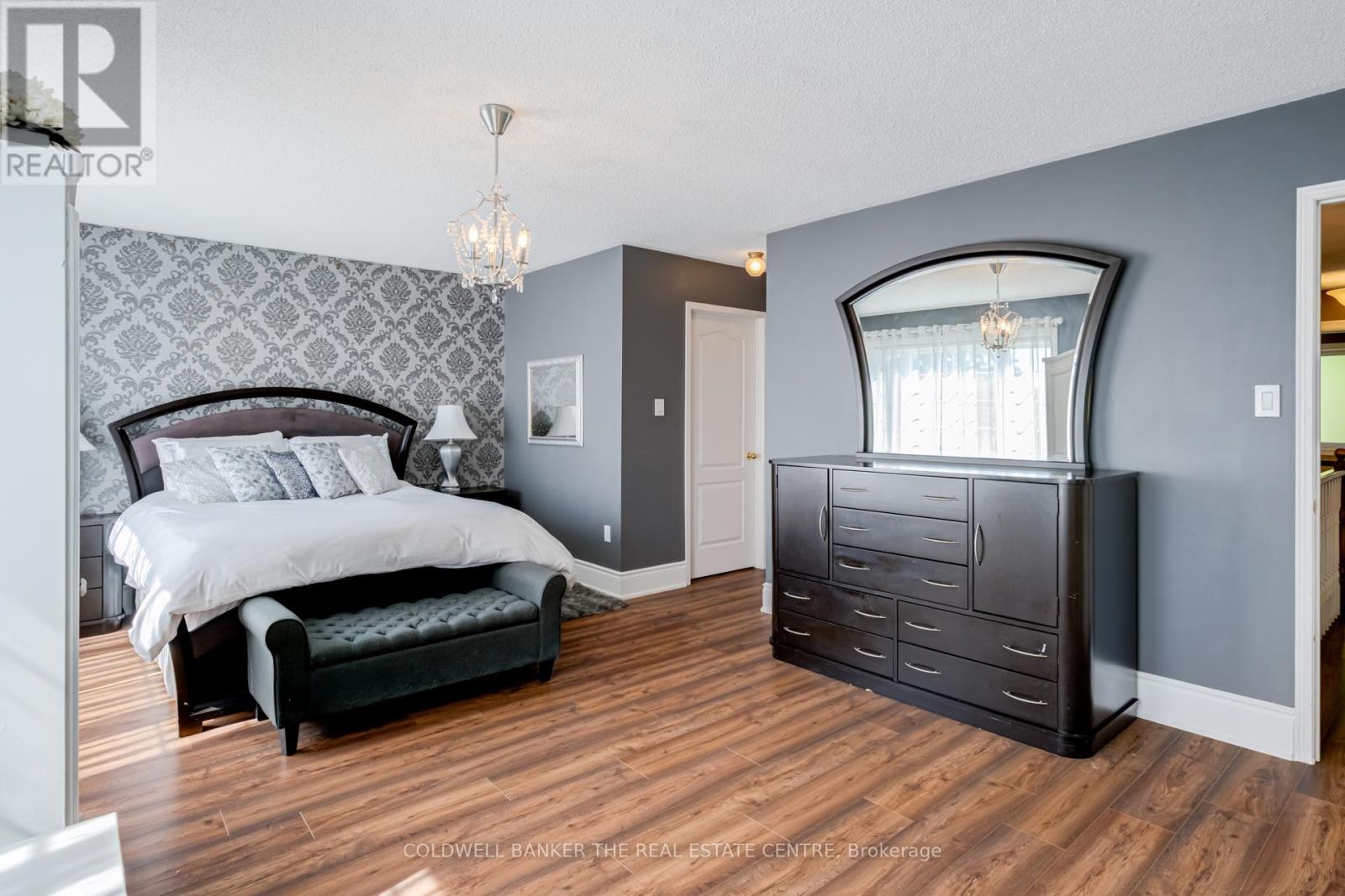 129 Foxtail Ridge, Newmarket, Ontario  L3X 1Z2 - Photo 32 - N12439168