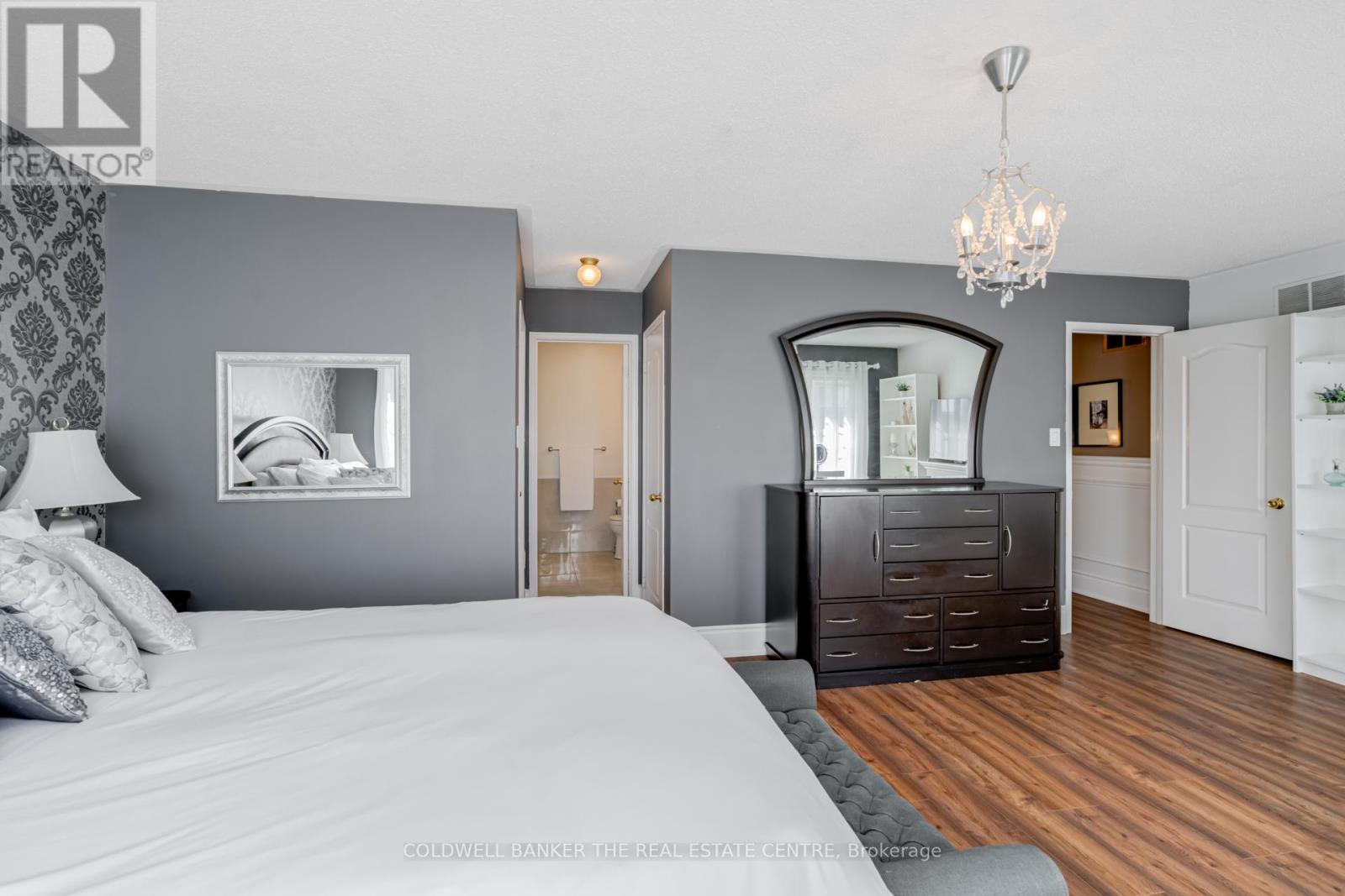 129 Foxtail Ridge, Newmarket, Ontario  L3X 1Z2 - Photo 34 - N12439168