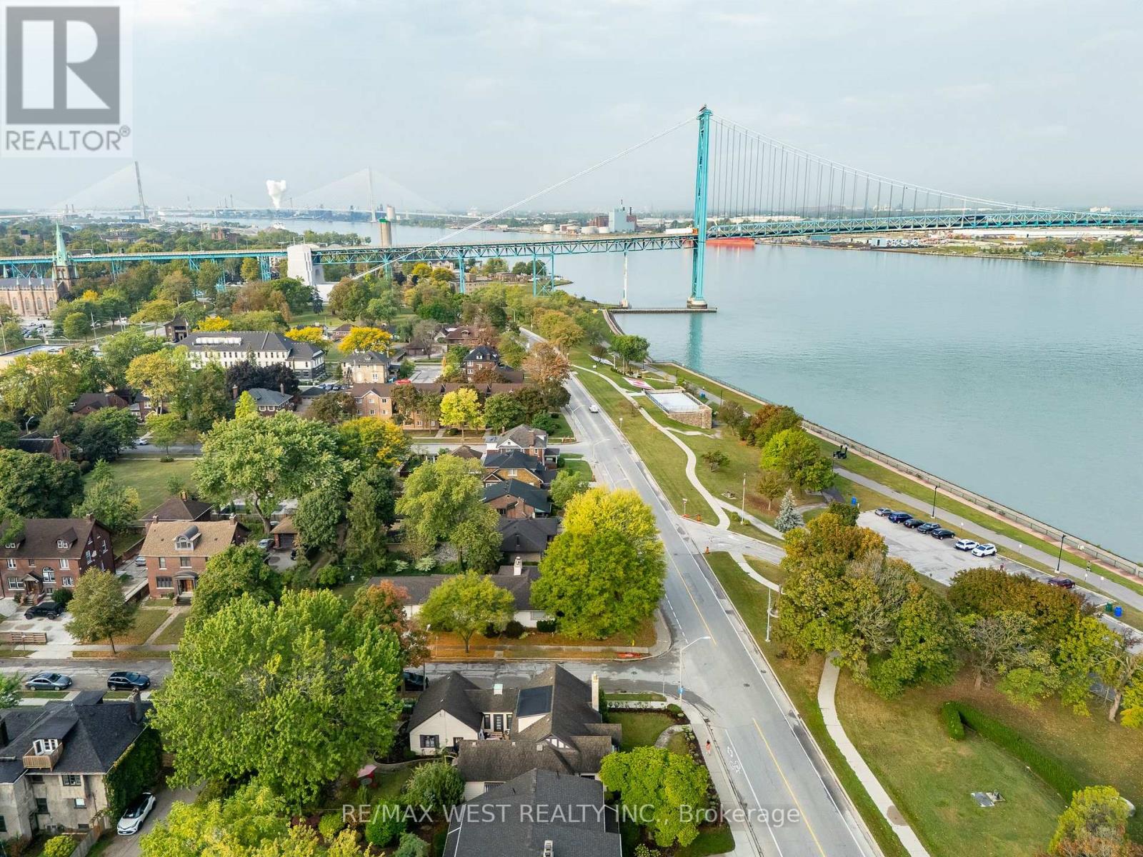 2437 Riverside Drive W, Windsor, Ontario  N9B 1B2 - Photo 15 - X12433211