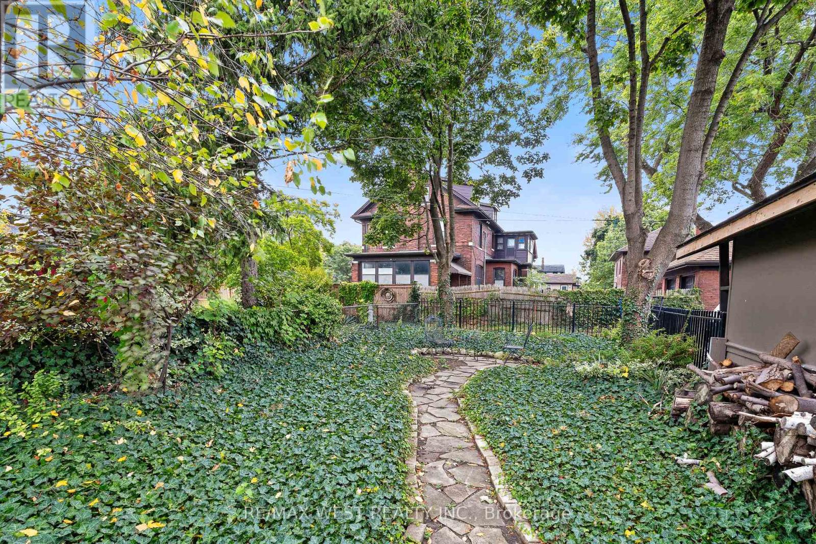 2437 Riverside Drive W, Windsor, Ontario  N9B 1B2 - Photo 28 - X12433211