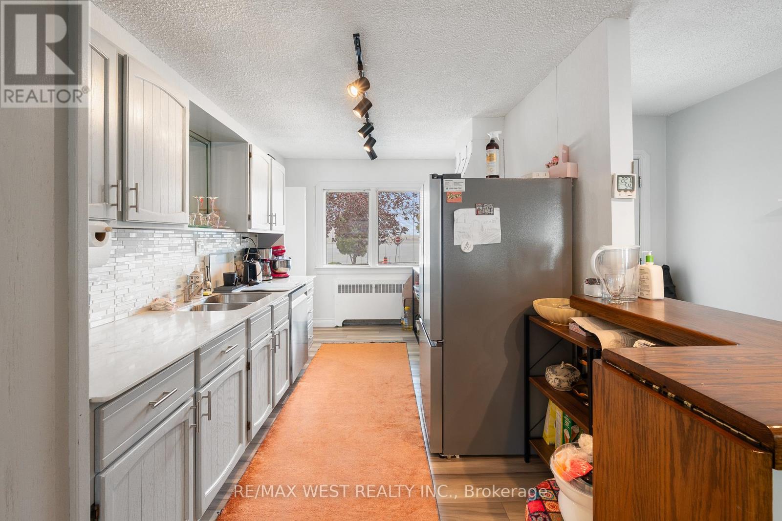 2437 Riverside Drive W, Windsor, Ontario  N9B 1B2 - Photo 44 - X12433211