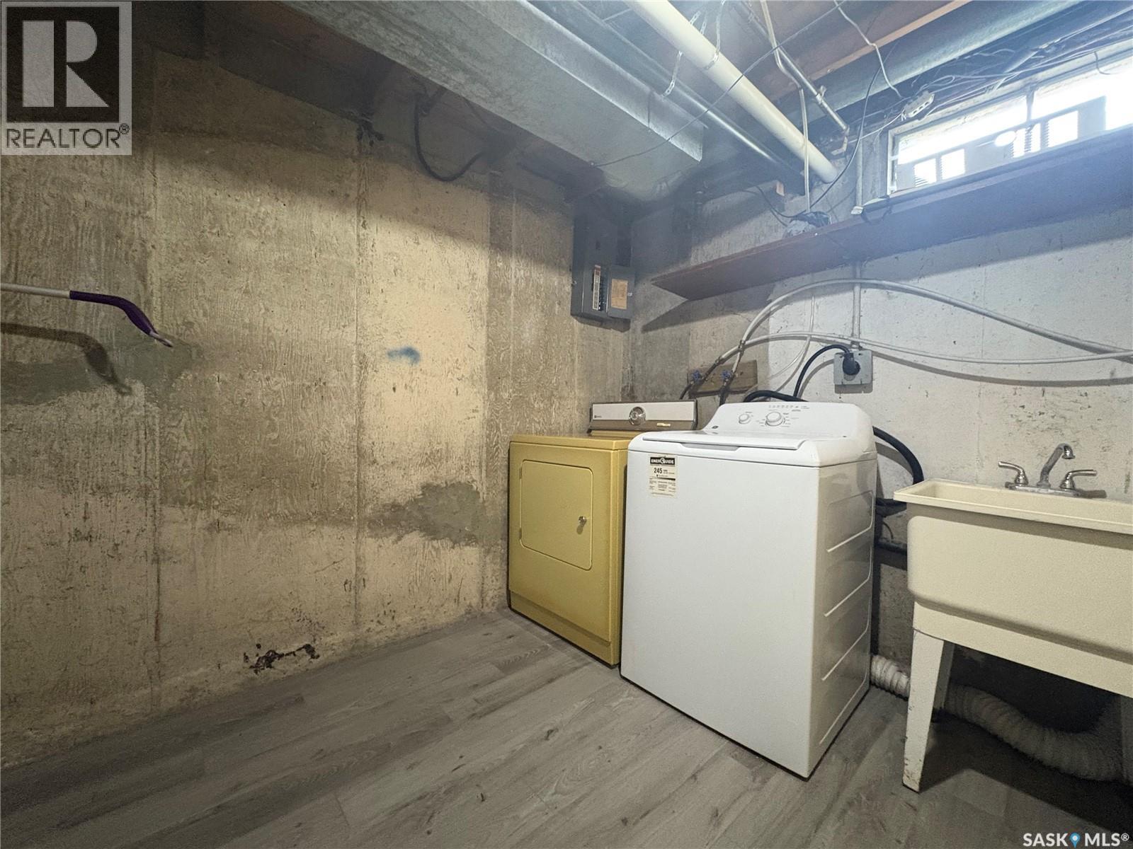 419 Royal Street, Regina, Saskatchewan  S4R 4Y5 - Photo 21 - SK019875