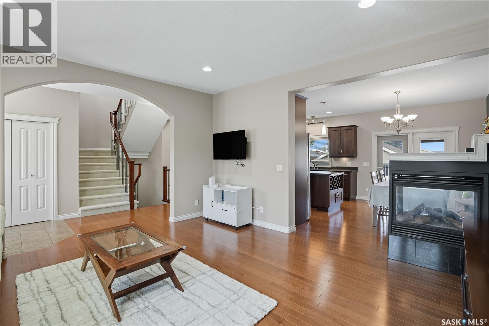 731 Willowgrove Avenue, Saskatoon, Saskatchewan  S7W 0A9 - Photo 3 - SK019847