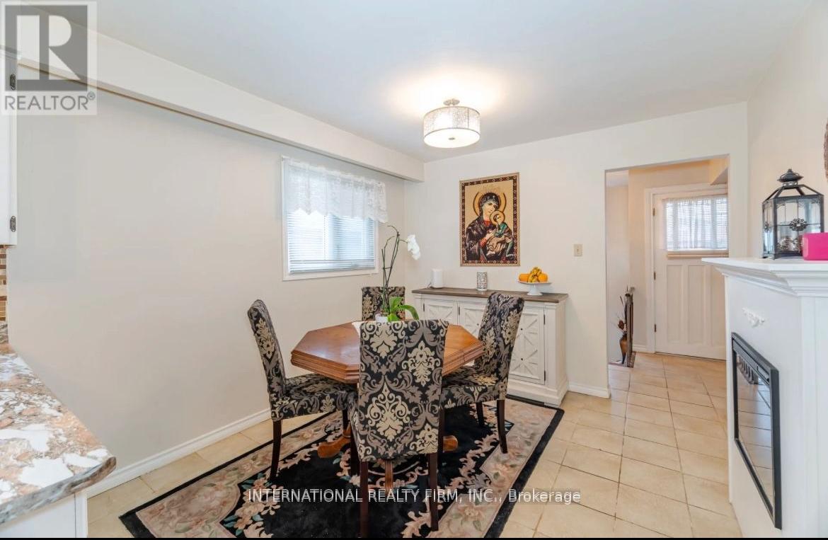 4103 Clevedon Drive, Mississauga, Ontario  L4Z 1J4 - Photo 15 - W12439170