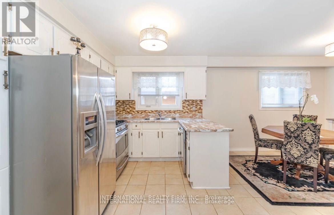 4103 Clevedon Drive, Mississauga, Ontario  L4Z 1J4 - Photo 17 - W12439170