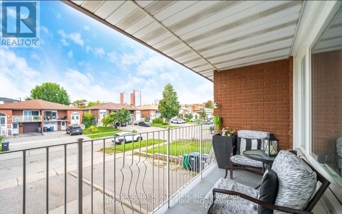 4103 Clevedon Drive, Mississauga, Ontario  L4Z 1J4 - Photo 18 - W12439170