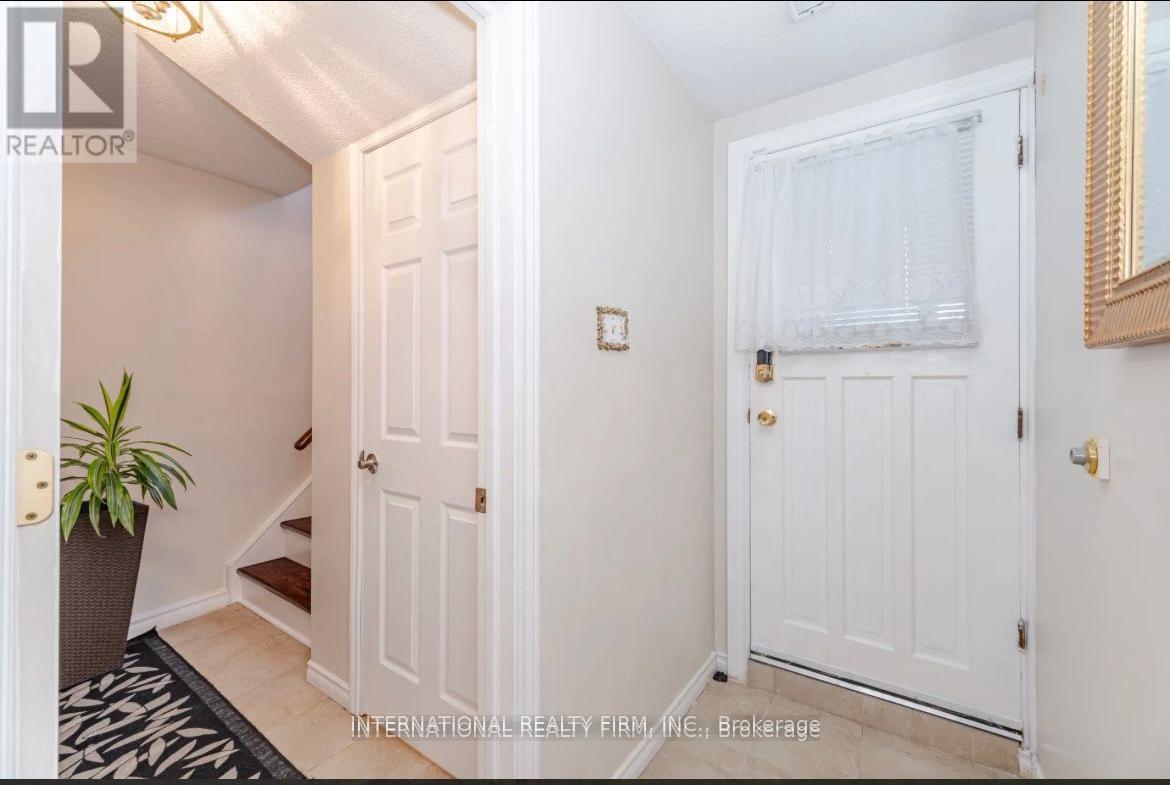 4103 Clevedon Drive, Mississauga, Ontario  L4Z 1J4 - Photo 27 - W12439170