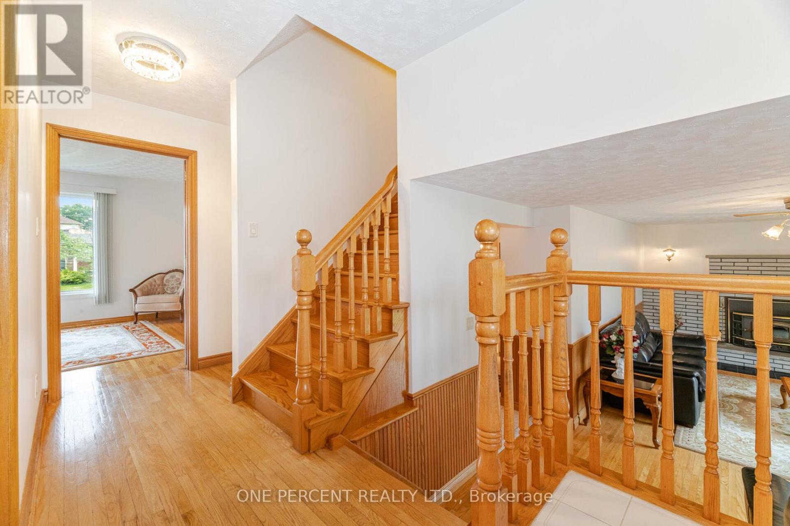 93 Old Chicopee Drive, Kitchener, Ontario  N2A 3R7 - Photo 14 - X12439137