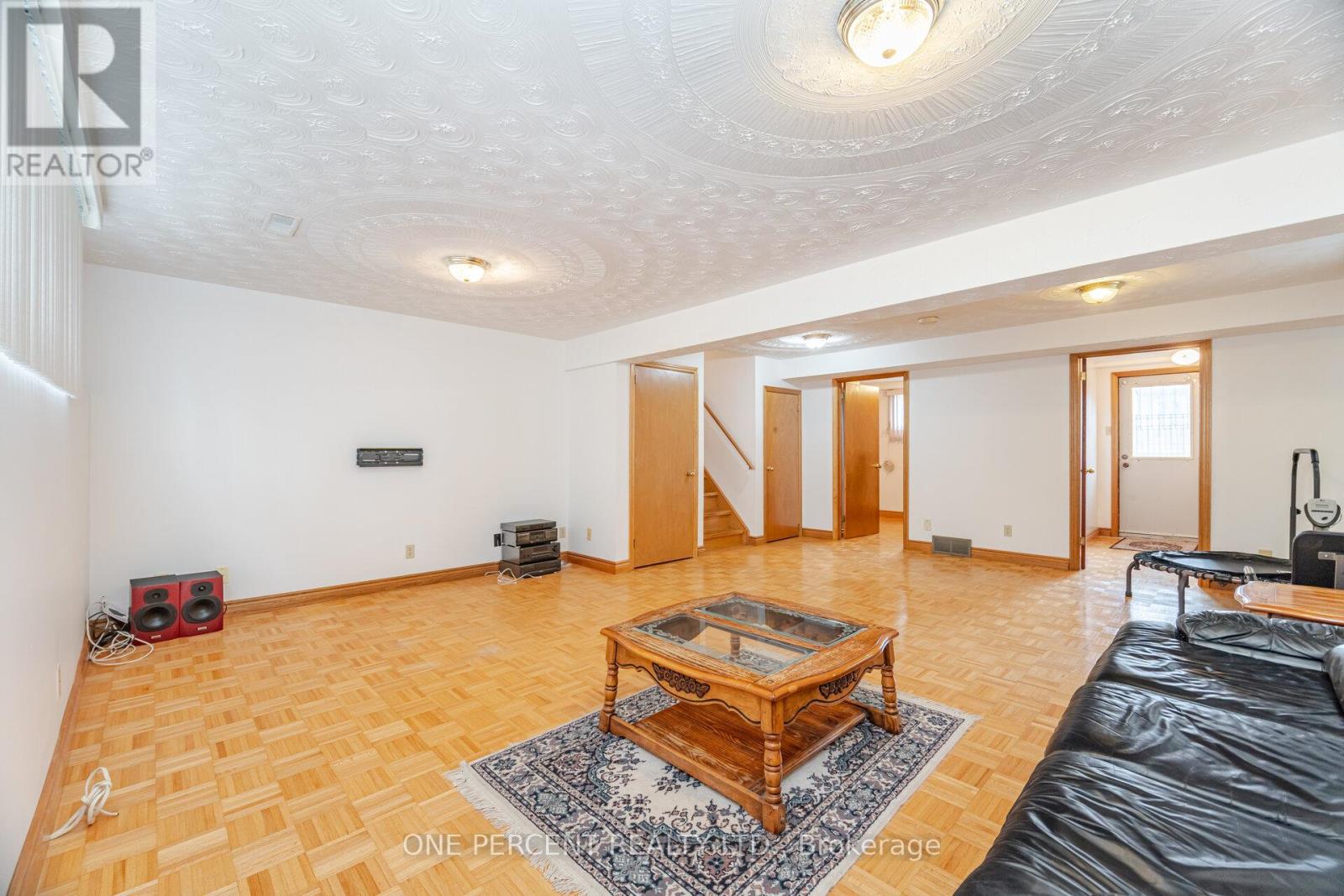 93 Old Chicopee Drive, Kitchener, Ontario  N2A 3R7 - Photo 30 - X12439137