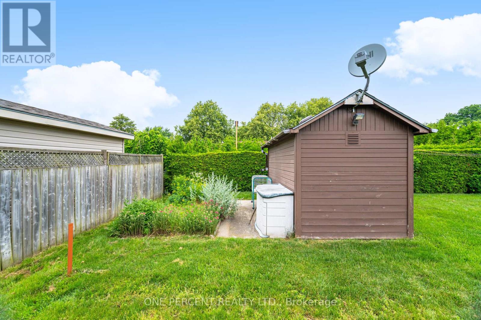 93 Old Chicopee Drive, Kitchener, Ontario  N2A 3R7 - Photo 48 - X12439137