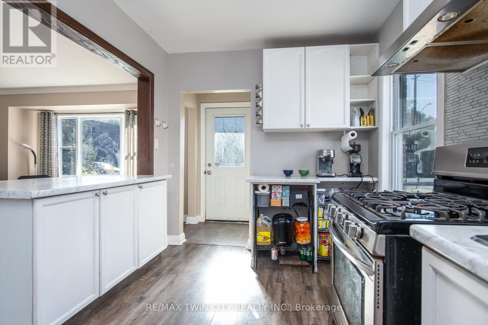 186 Highland Road E, Kitchener, Ontario  N2M 3W2 - Photo 18 - X12439175