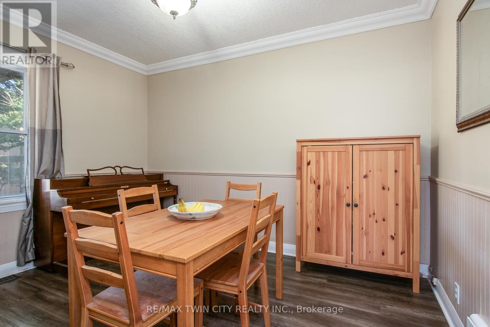186 Highland Road E, Kitchener, Ontario  N2M 3W2 - Photo 19 - X12439175