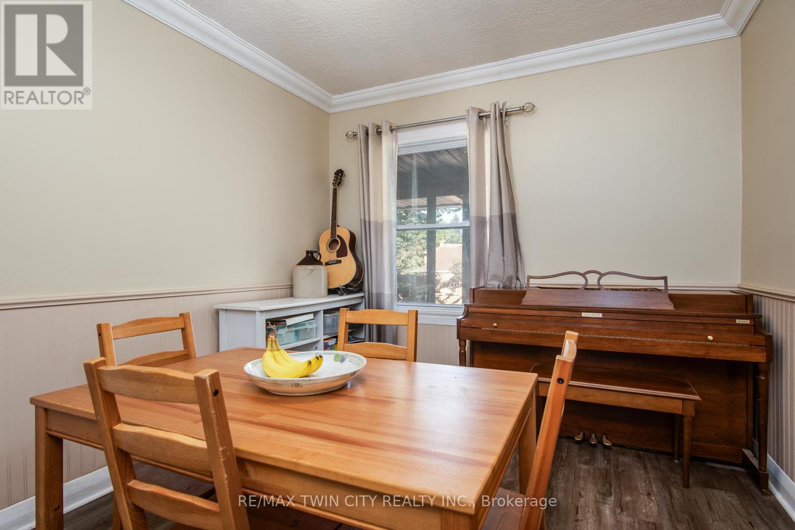 186 Highland Road E, Kitchener, Ontario  N2M 3W2 - Photo 20 - X12439175