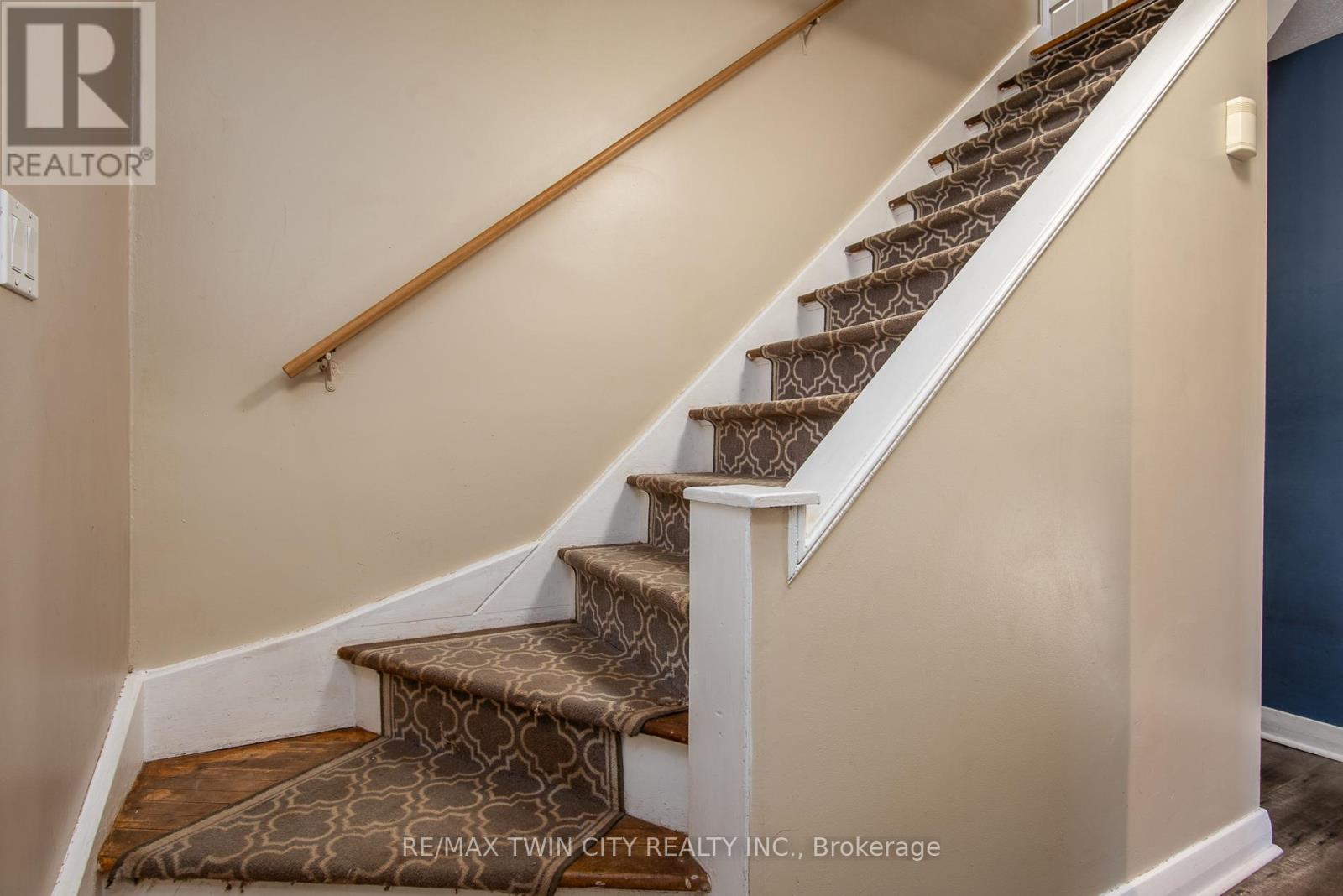 186 Highland Road E, Kitchener, Ontario  N2M 3W2 - Photo 24 - X12439175