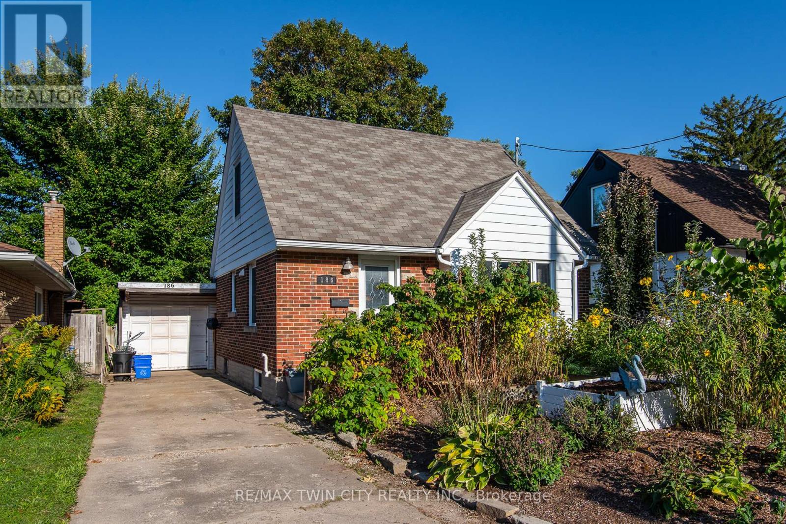 186 Highland Road E, Kitchener, Ontario  N2M 3W2 - Photo 3 - X12439175