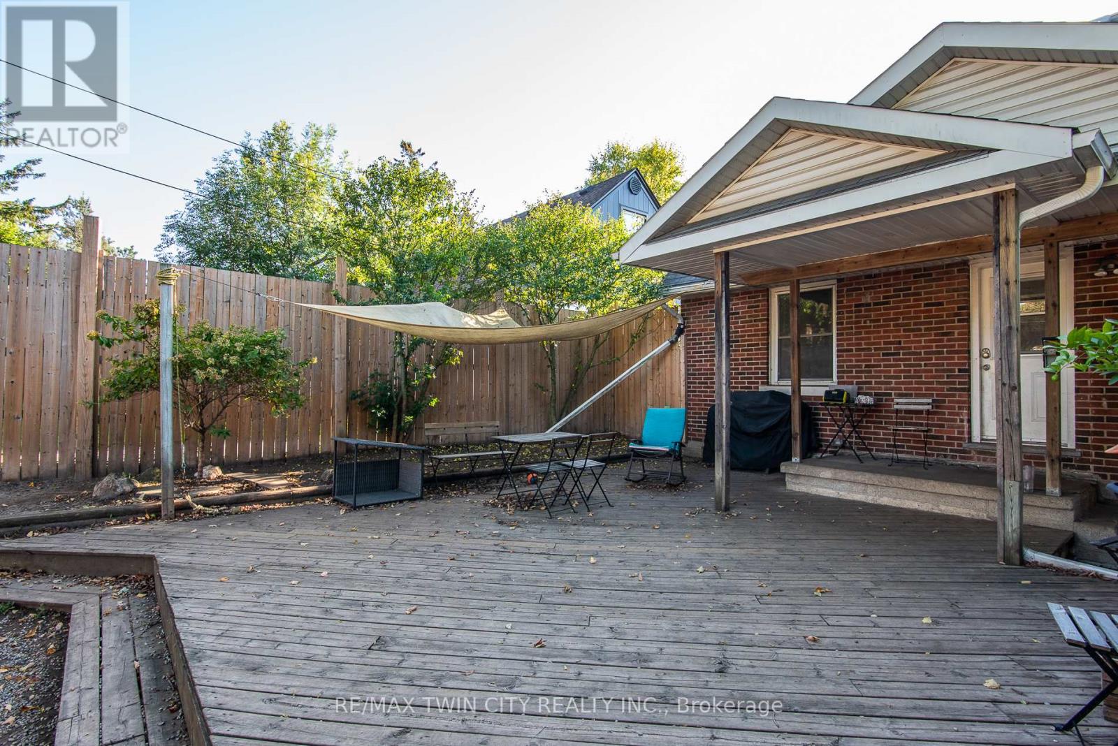 186 Highland Road E, Kitchener, Ontario  N2M 3W2 - Photo 40 - X12439175