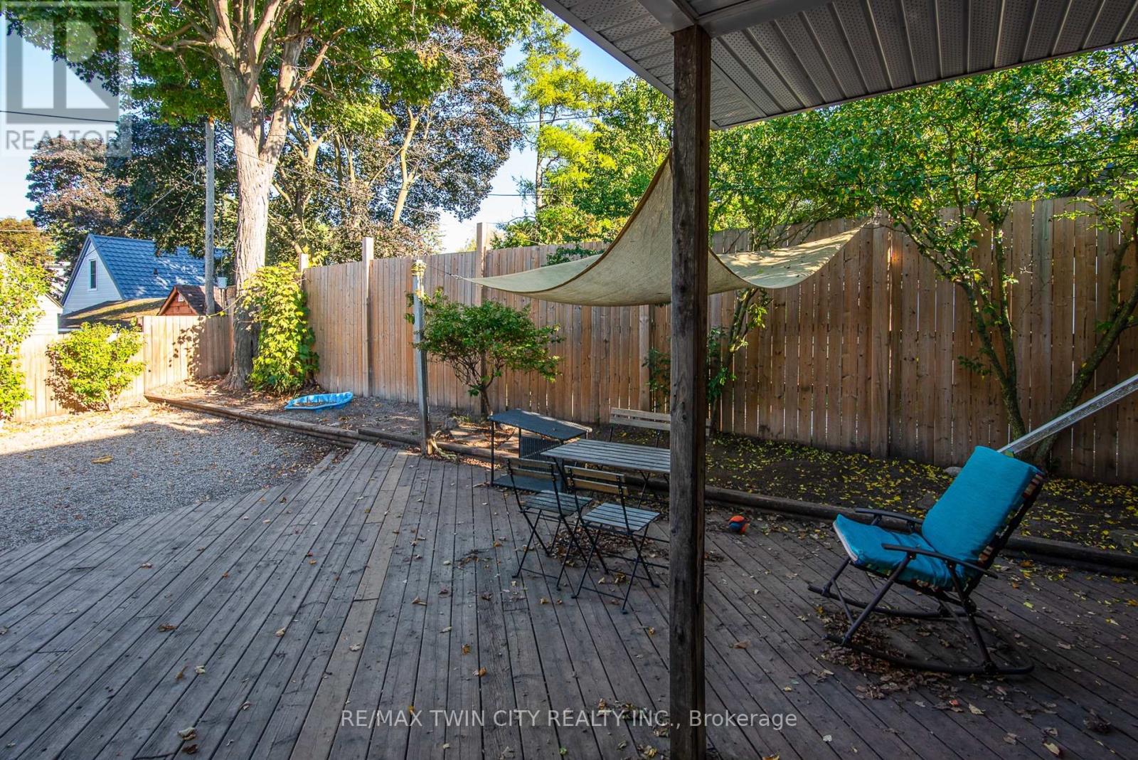 186 Highland Road E, Kitchener, Ontario  N2M 3W2 - Photo 42 - X12439175