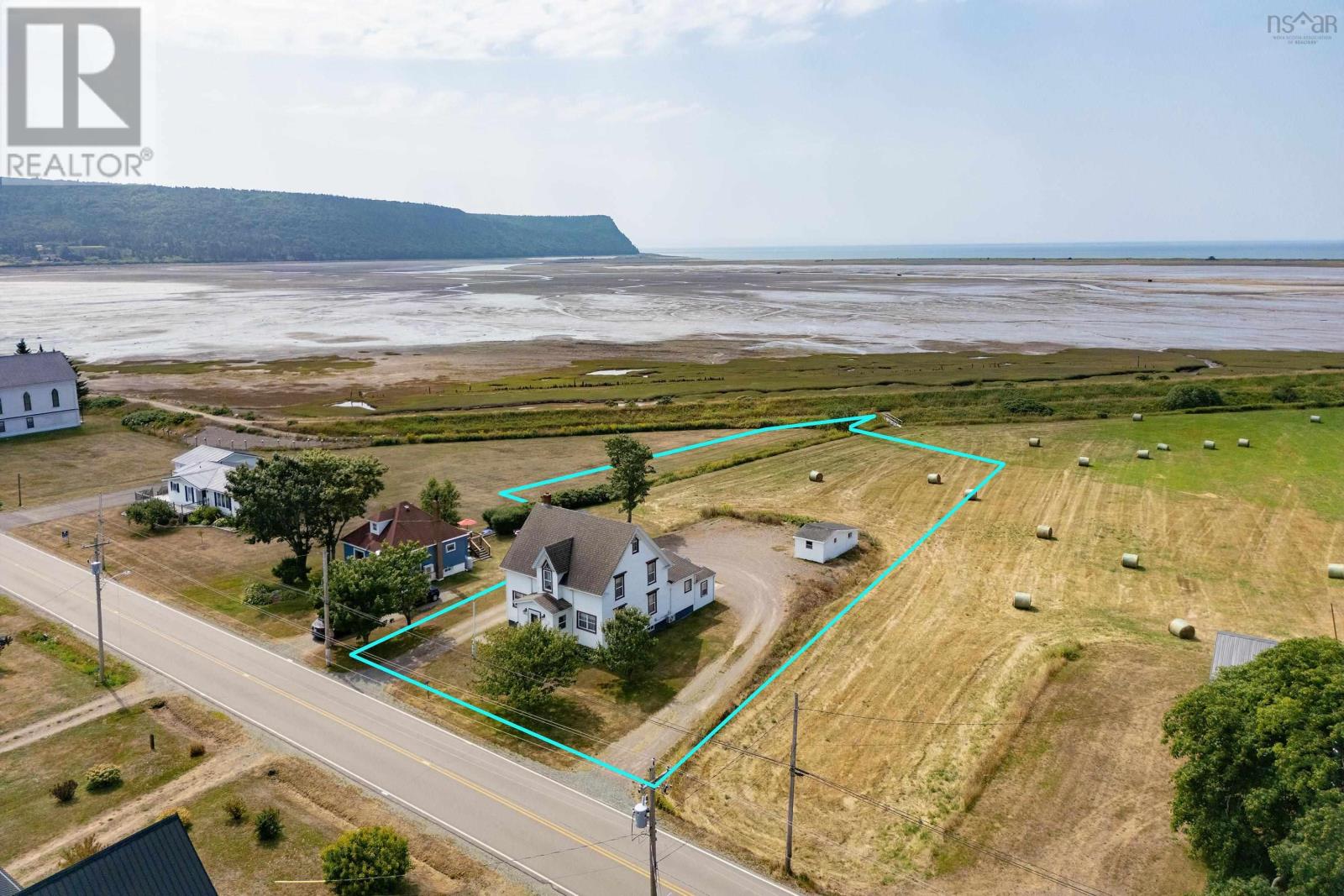 3656 Highway 209, Advocate Harbour, Nova Scotia  B0M 1A0 - Photo 2 - 202521740