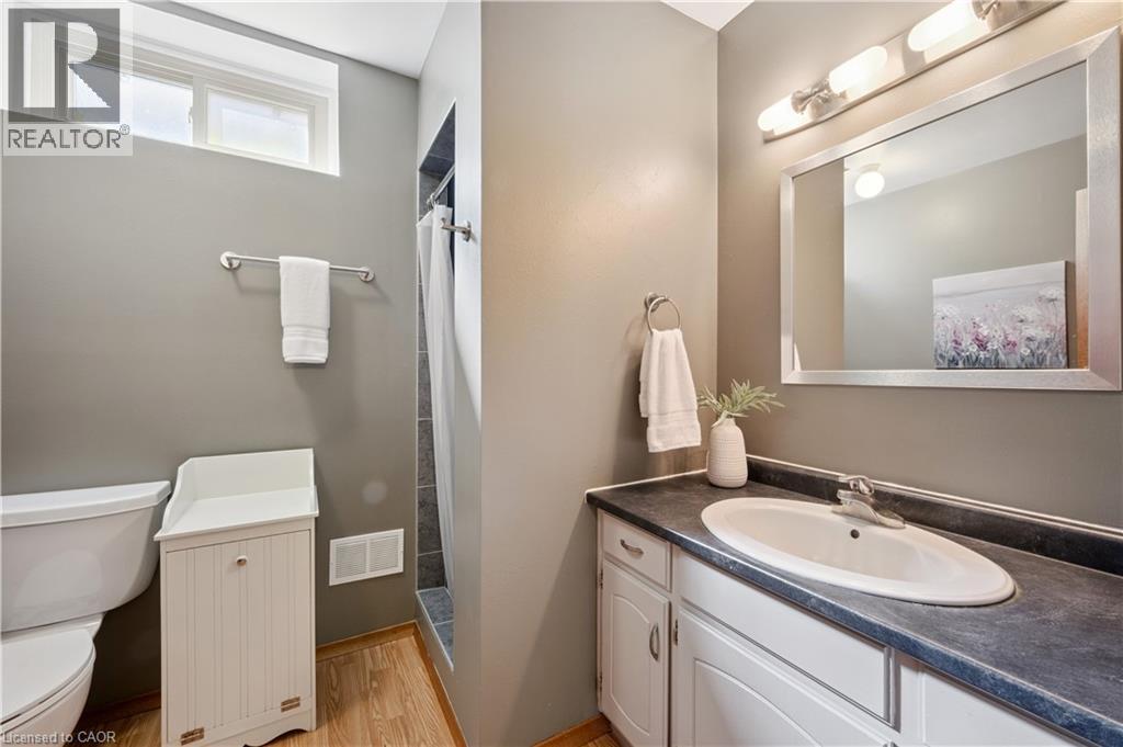 319 Conservation Drive, Waterloo, Ontario  N2V 1V2 - Photo 32 - 40764293