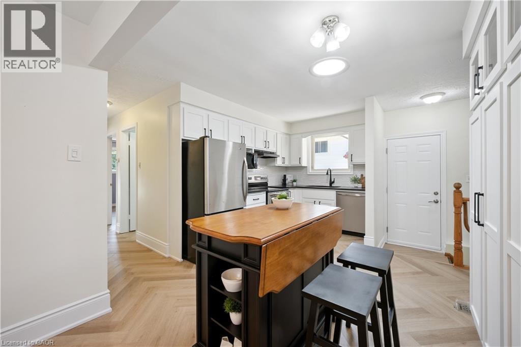 319 Conservation Drive, Waterloo, Ontario  N2V 1V2 - Photo 9 - 40764293