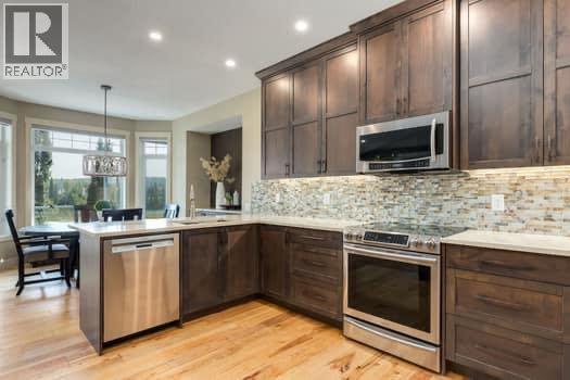 139 West Terrace Point, Cochrane, Alberta  T4C 1S1 - Photo 9 - A2255528