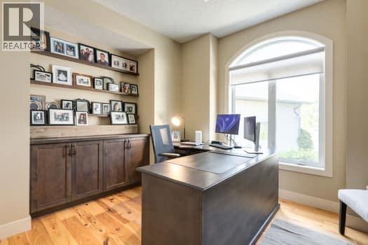 139 West Terrace Point, Cochrane, Alberta  T4C 1S1 - Photo 6 - A2255528