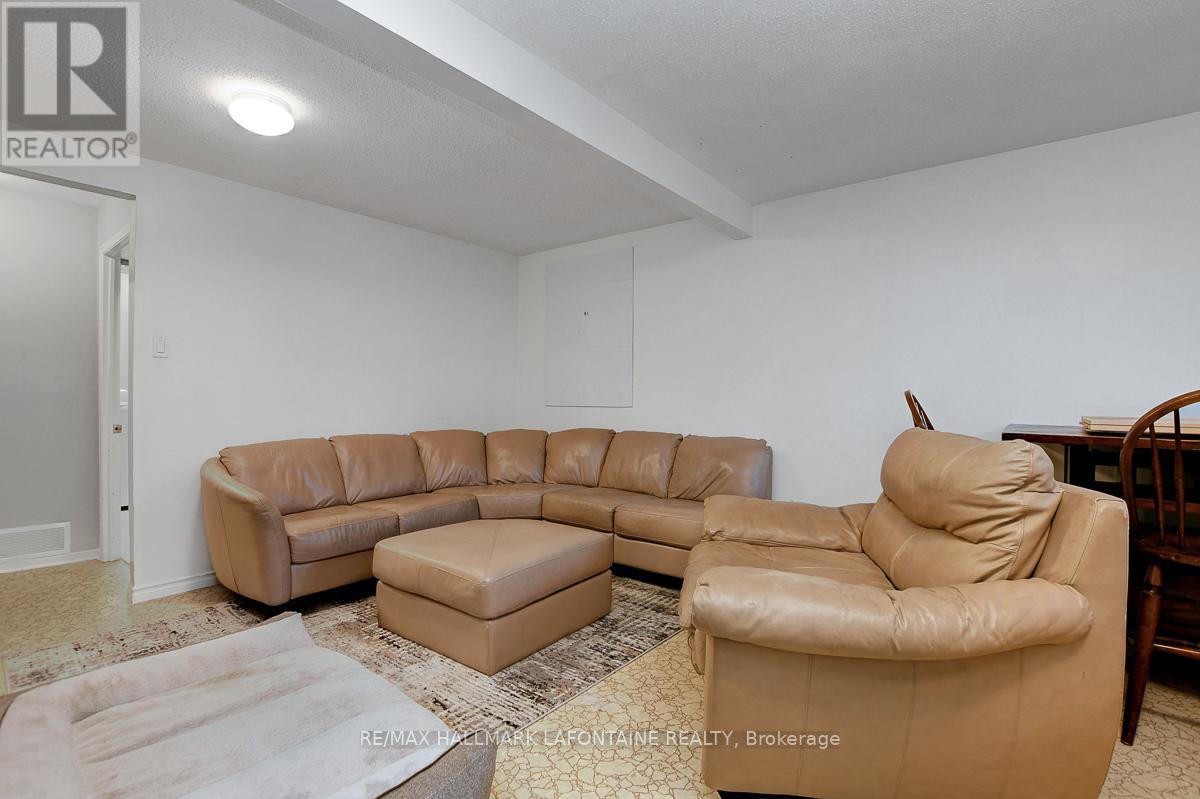 18 Vanessa Terrace, Ottawa, Ontario  K2J 2J8 - Photo 26 - X12439229