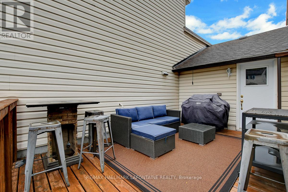 18 Vanessa Terrace, Ottawa, Ontario  K2J 2J8 - Photo 33 - X12439229