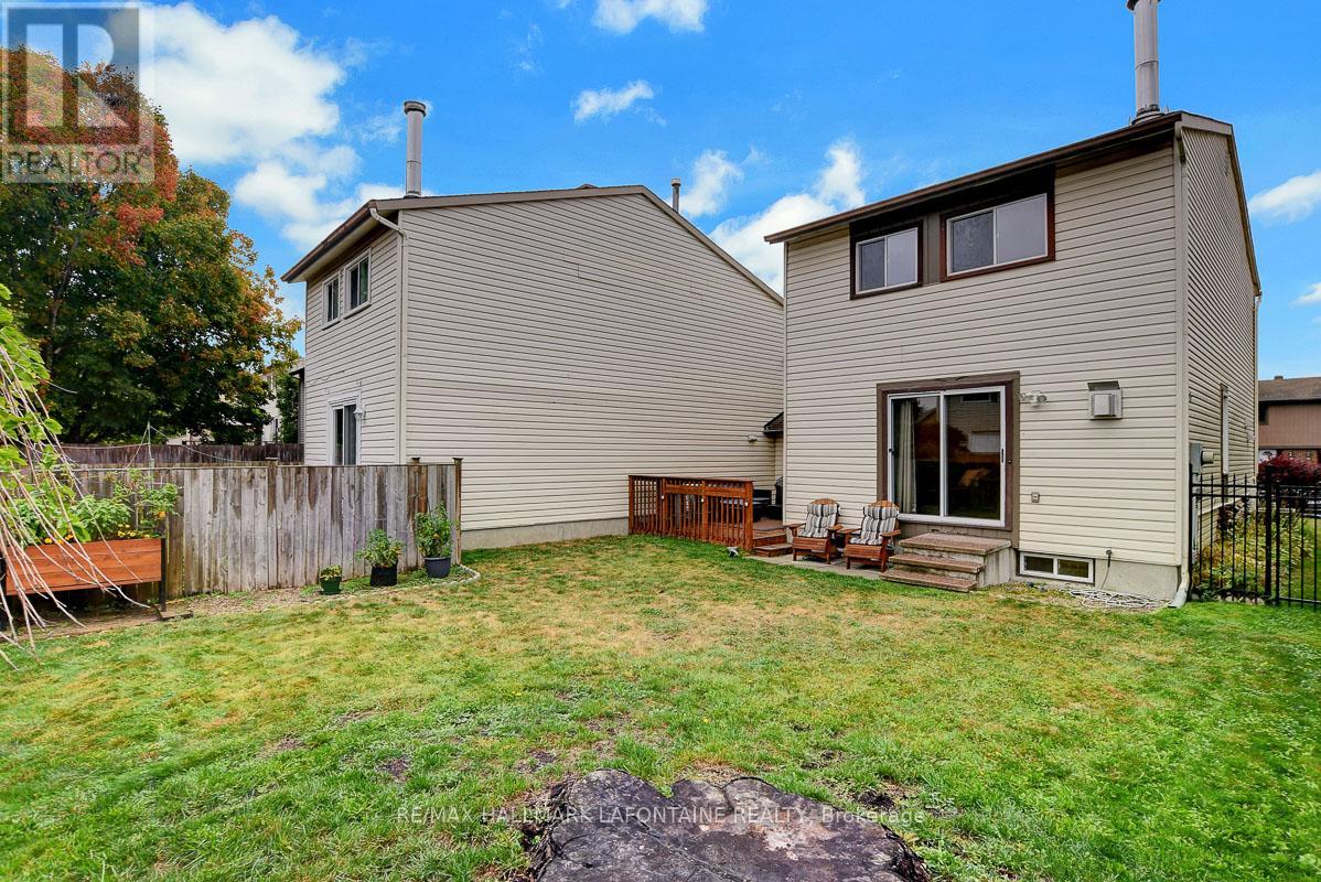 18 Vanessa Terrace, Ottawa, Ontario  K2J 2J8 - Photo 36 - X12439229