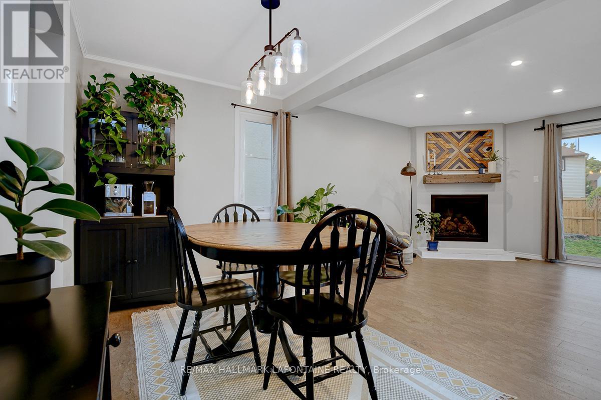 18 Vanessa Terrace, Ottawa, Ontario  K2J 2J8 - Photo 9 - X12439229