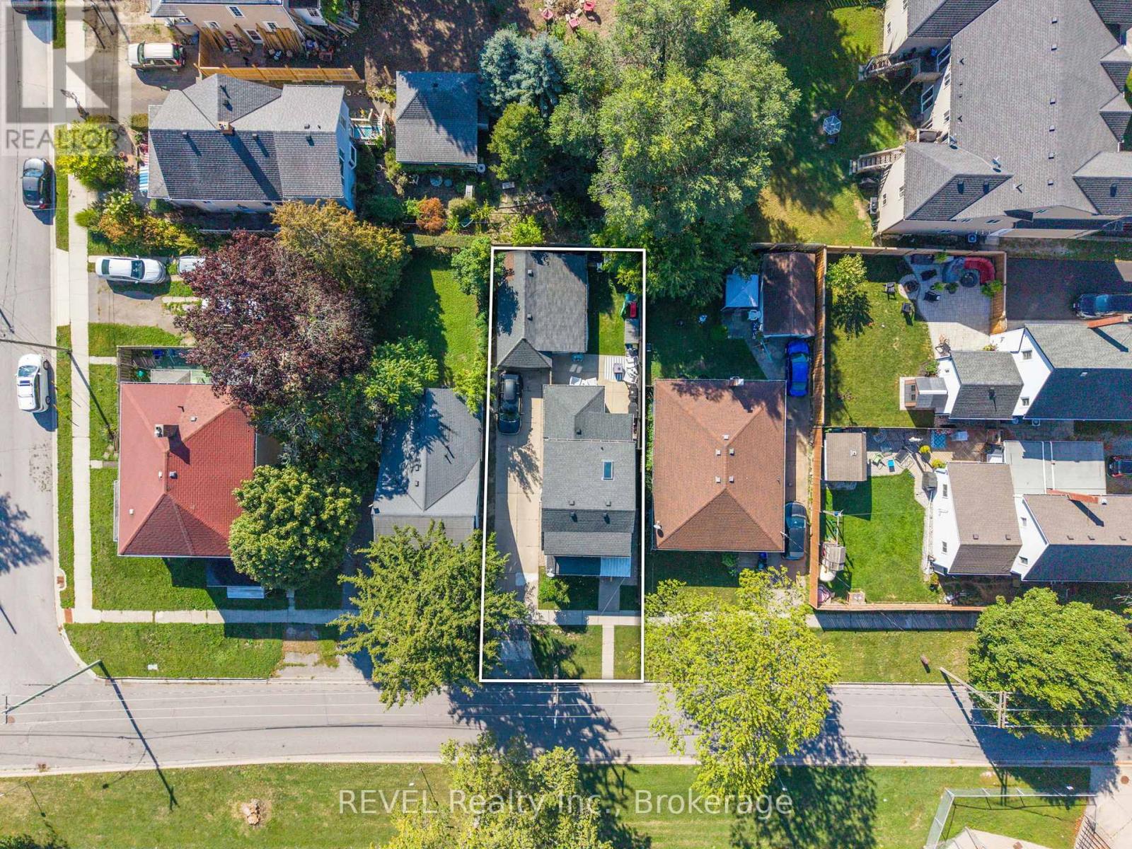 33 Regent Street, Thorold (Thorold Downtown), Ontario  L2V 1T5 - Photo 35 - X12439205