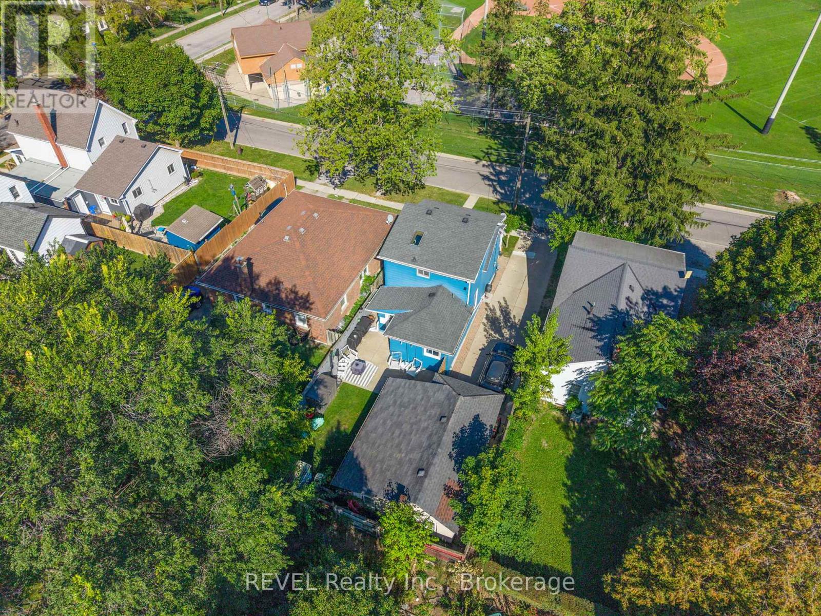 33 Regent Street, Thorold (Thorold Downtown), Ontario  L2V 1T5 - Photo 37 - X12439205