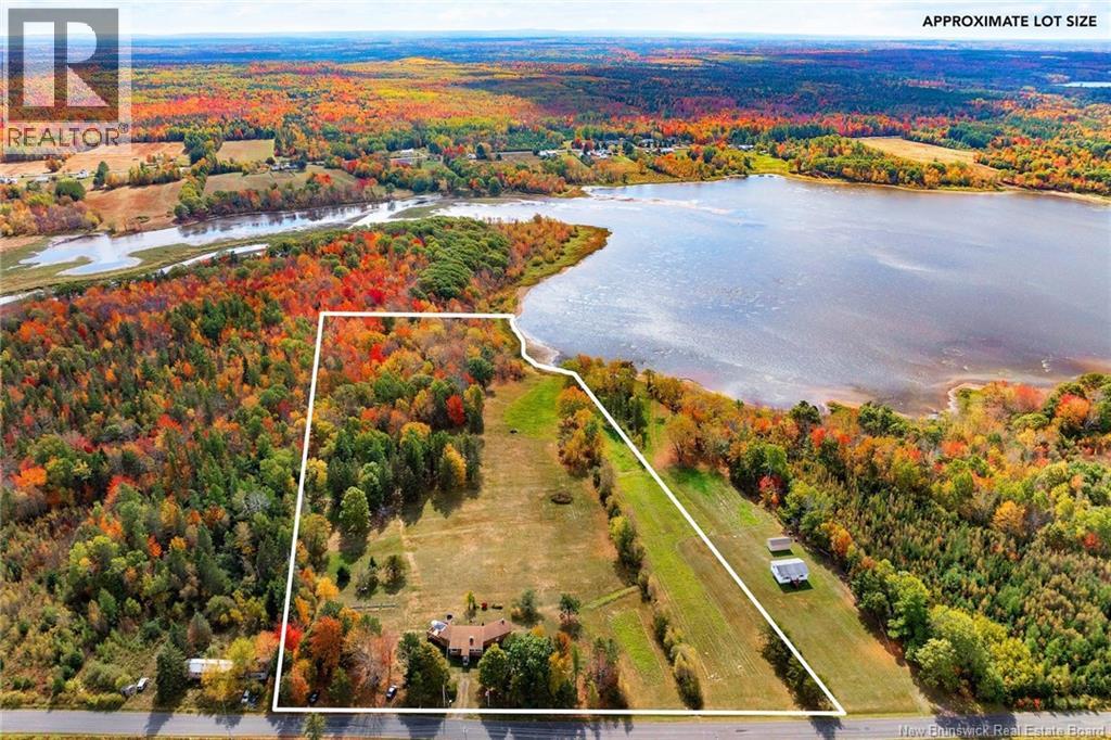 1520 Cox Point Road, Cumberland Bay, New Brunswick  E4A 2Z7 - Photo 10 - NB118131