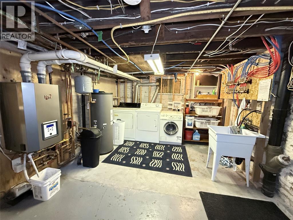 204 London Road, Sarnia, Ontario  N7T 4V5 - Photo 19 - 25024217