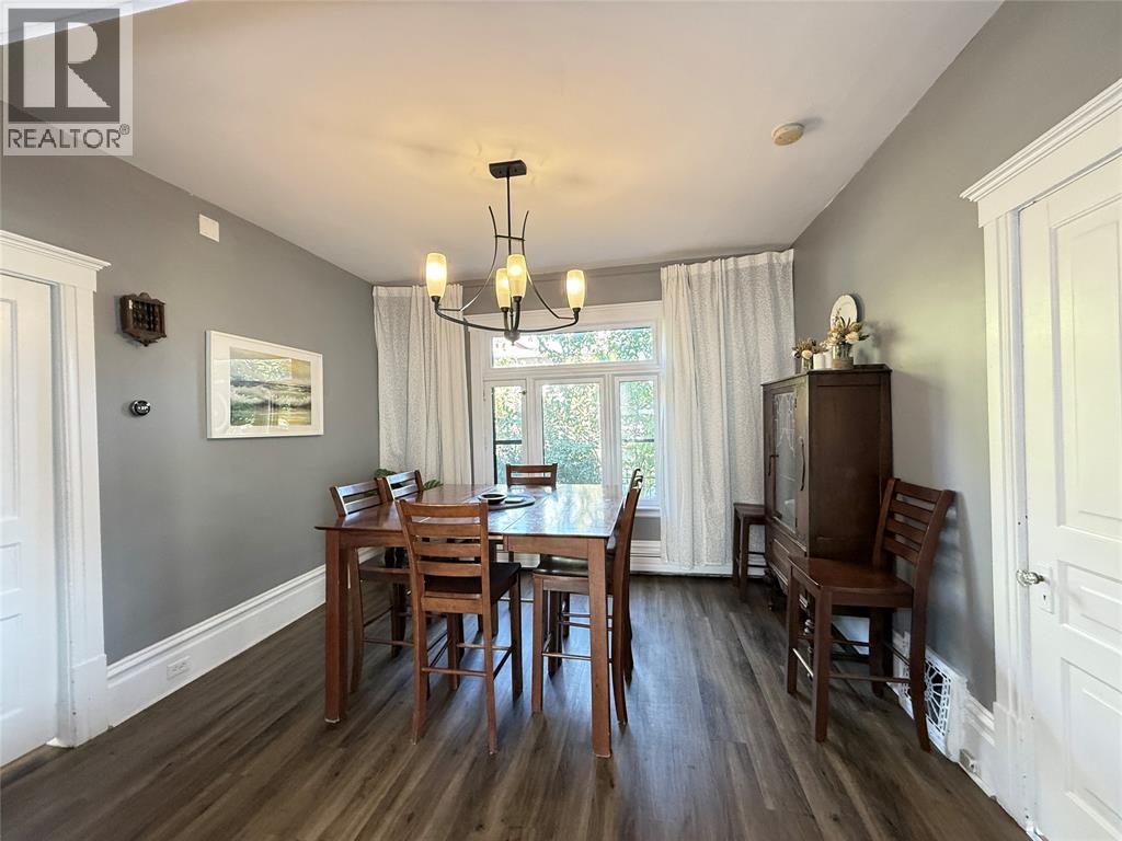 204 London Road, Sarnia, Ontario  N7T 4V5 - Photo 6 - 25024217