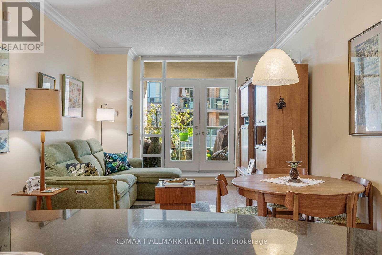 222 - 35 Boardwalk Drive, Toronto, Ontario  M4L 3Y8 - Photo 3 - E12439213