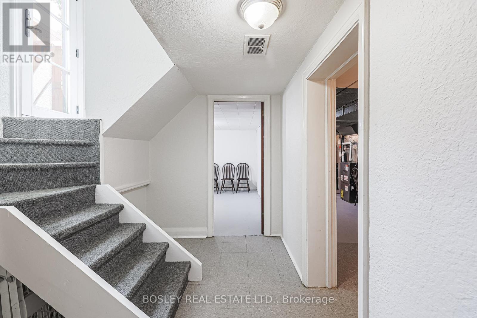 23 Stag Hill Drive, Toronto, Ontario  M4B 1K7 - Photo 24 - E12439233