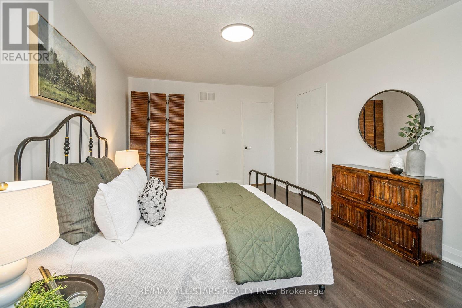 21 Rougehaven Way, Markham, Ontario  L3P 7W5 - Photo 25 - N12439211