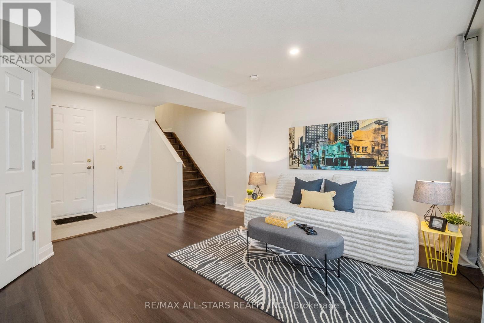 21 Rougehaven Way, Markham, Ontario  L3P 7W5 - Photo 36 - N12439211