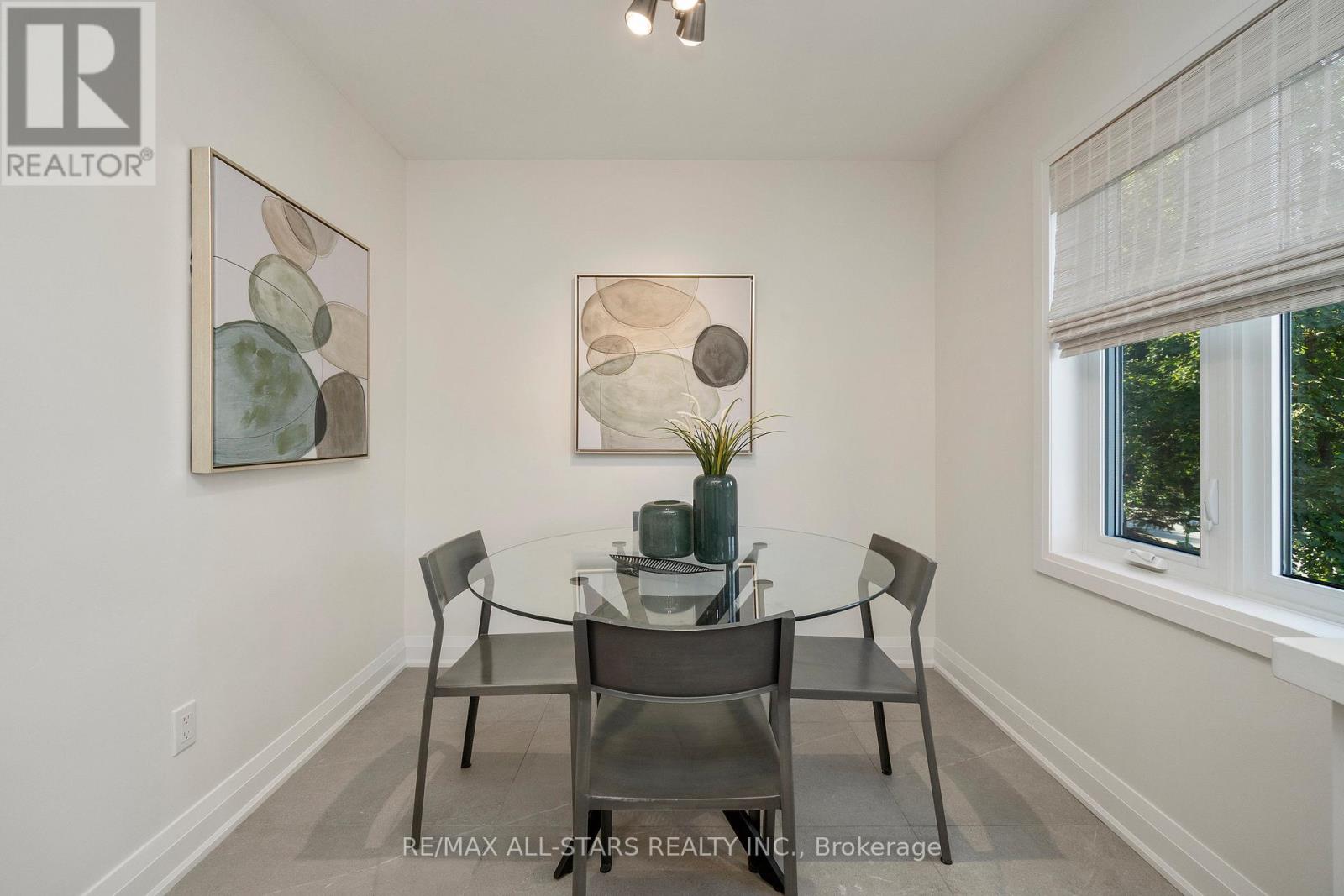 21 Rougehaven Way, Markham, Ontario  L3P 7W5 - Photo 7 - N12439211