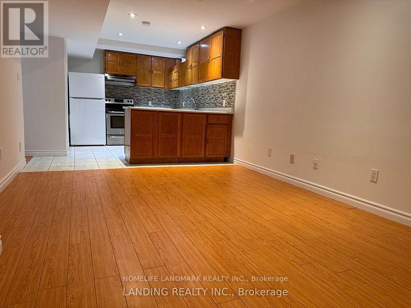 138 Keffer Circle, Newmarket, Ontario  L3X 1R8 - Photo 1 - N12439235