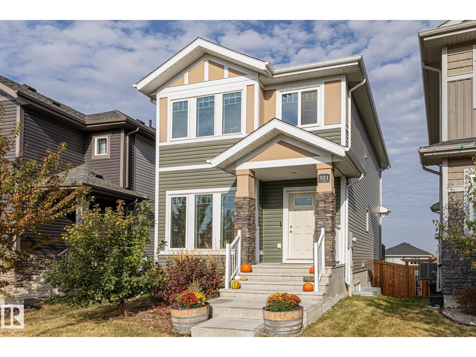 301 Hawks Ridge Bv Nw, Edmonton, Alberta  T5S 0M3 - Photo 2 - E4460368