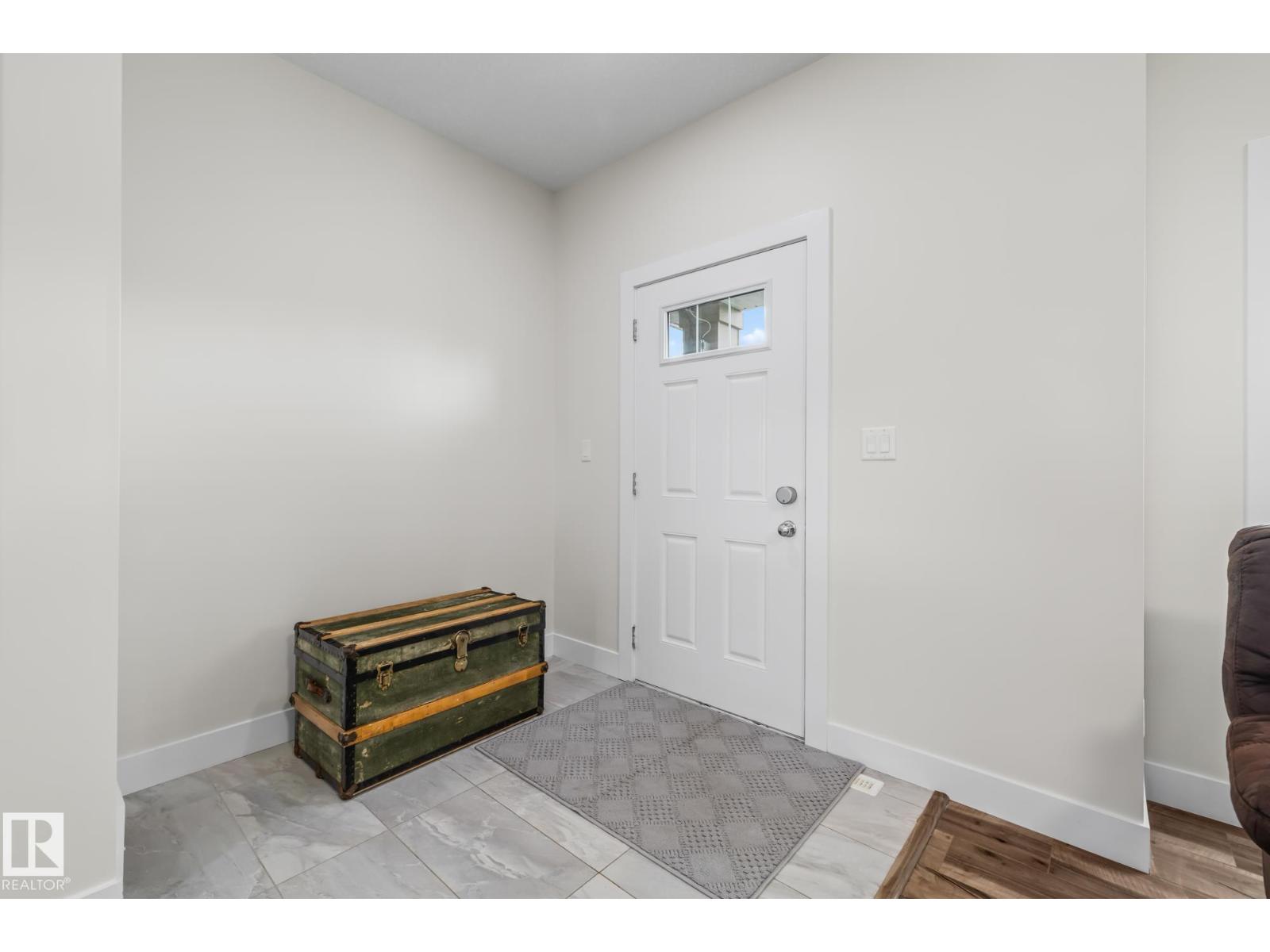 301 Hawks Ridge Bv Nw, Edmonton, Alberta  T5S 0M3 - Photo 3 - E4460368