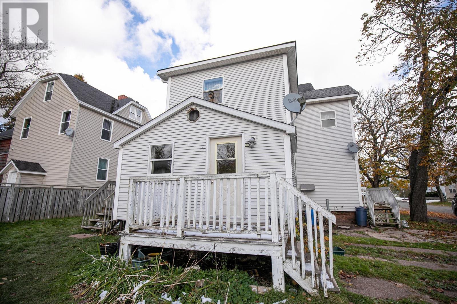 7 Davison Street, Amherst, Nova Scotia  B4H 3B3 - Photo 3 - 202522379