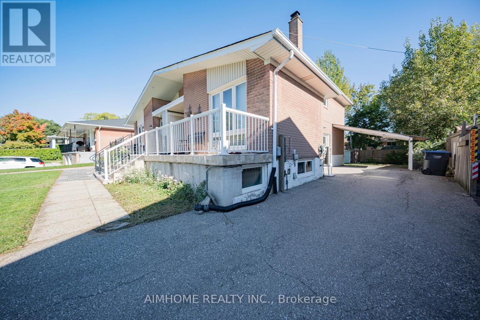 2583 Lundigan Drive, Mississauga, Ontario  L5J 3W2 - Photo 16 - W12439226