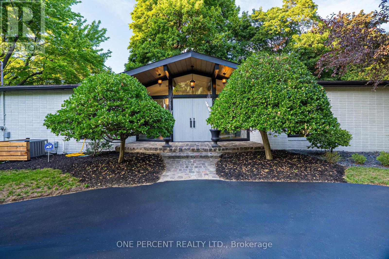 625 SIR RICHARDS ROAD, Mississauga, Ontario