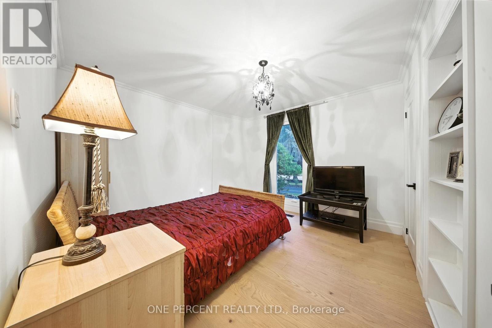 625 Sir Richards Road, Mississauga, Ontario  L5C 1A3 - Photo 34 - W12439236