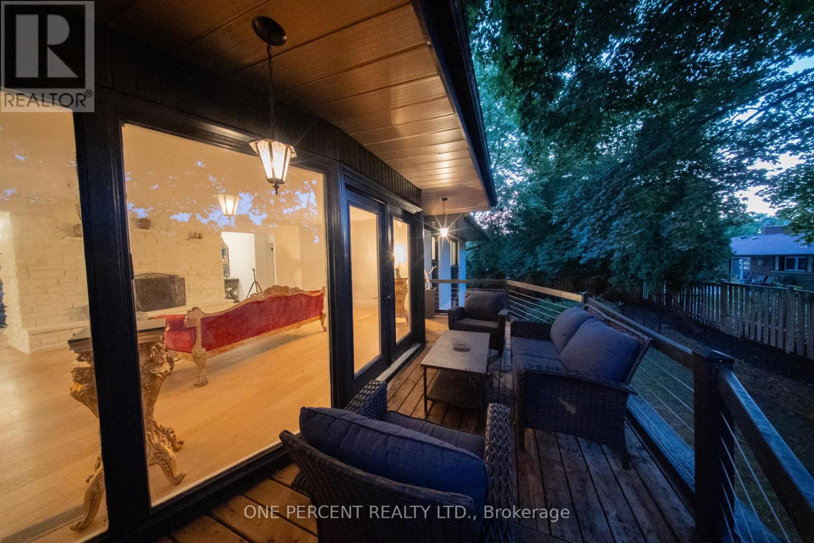 625 Sir Richards Road, Mississauga, Ontario  L5C 1A3 - Photo 47 - W12439236