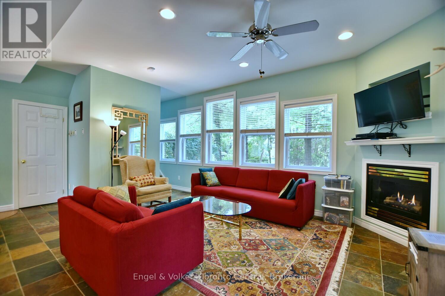 21 47th Street N, Wasaga Beach, Ontario  L9Z 1Y5 - Photo 12 - S12439275