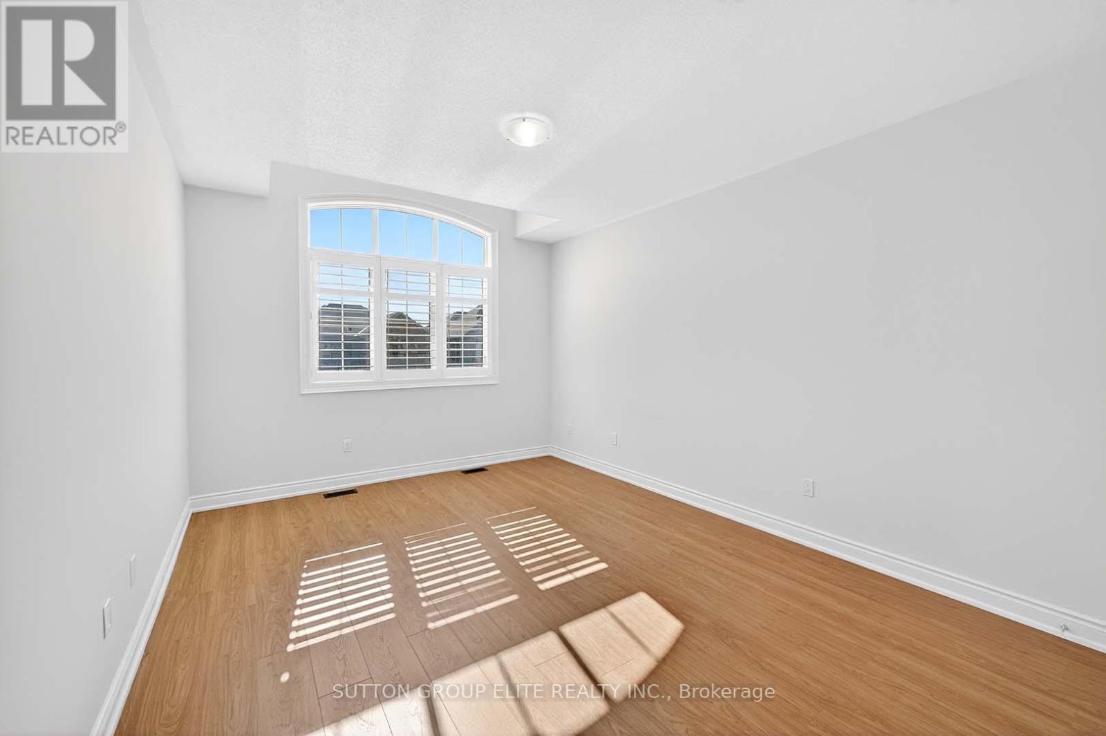 351 Humphrey Street, Hamilton, Ontario  L0R 2H1 - Photo 39 - X12439224